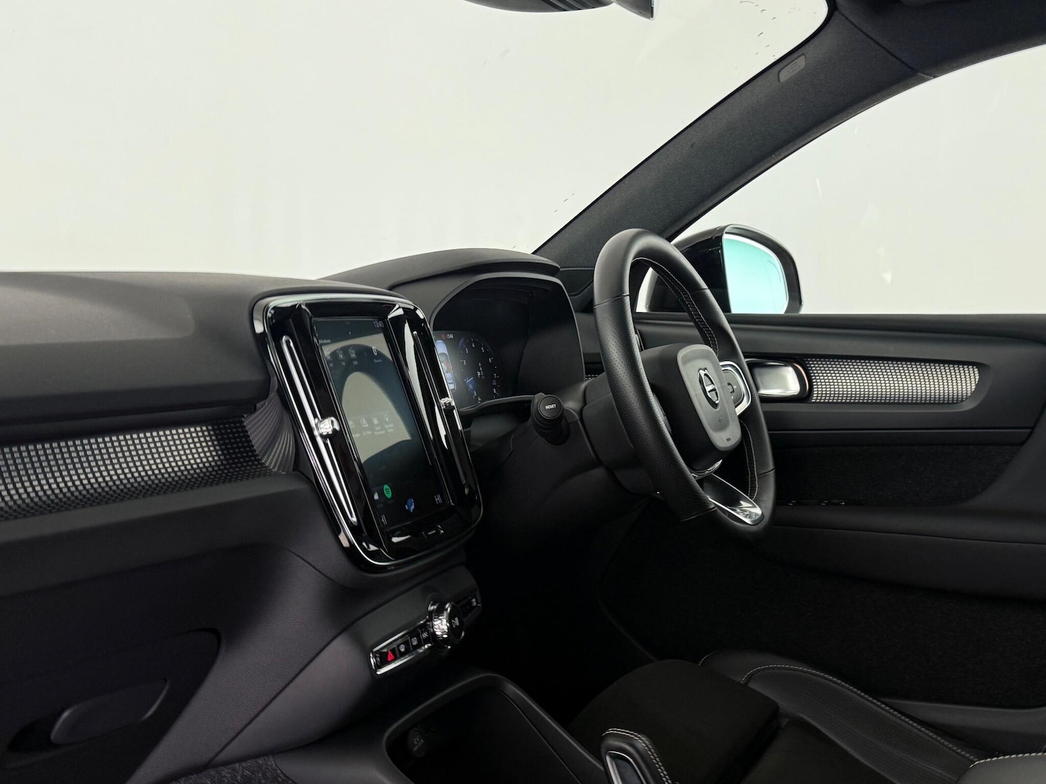 Used Volvo XC40 2018 for sale - 77180949: Photo 13