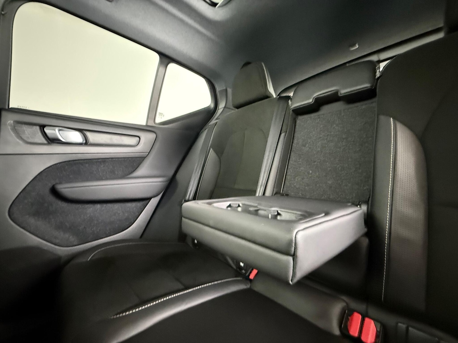 Used Volvo XC40 2018 for sale - 77180949: Photo 15