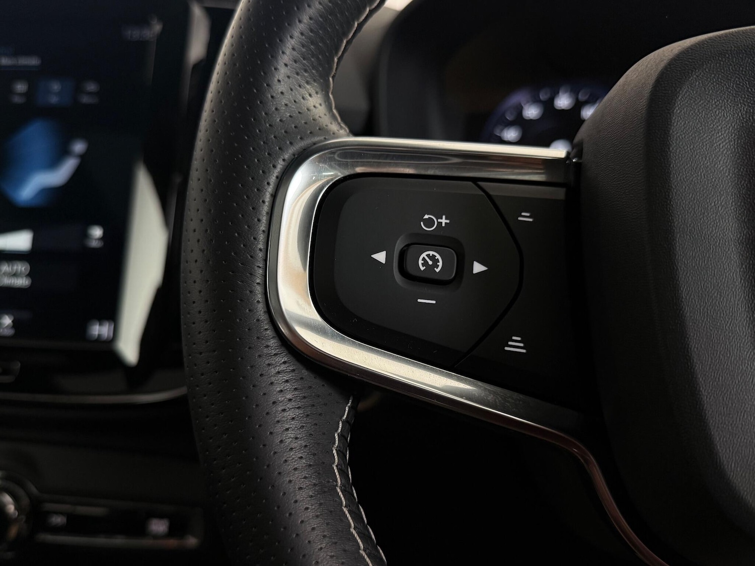 Used Volvo XC40 2018 for sale - 77180949: Photo 20