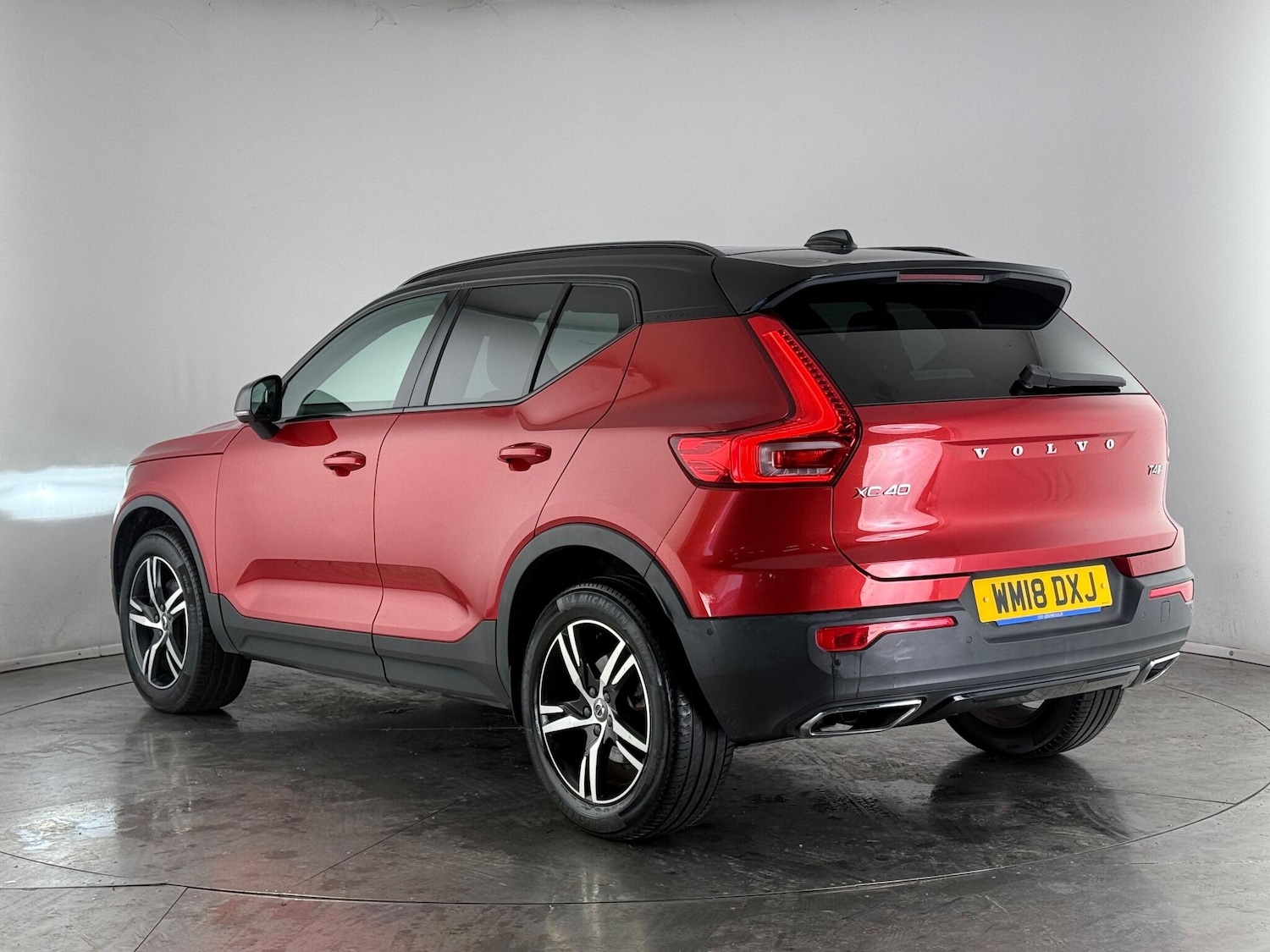 Used Volvo XC40 2018 for sale - 77180949: Photo 3