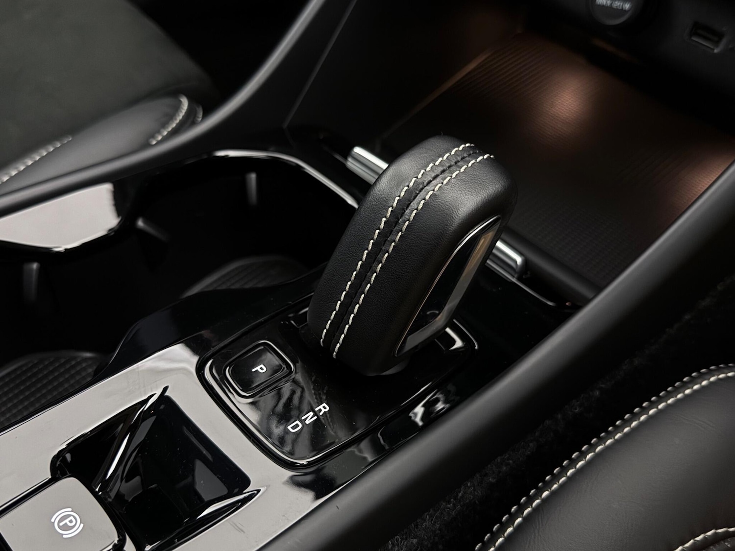 Used Volvo XC40 2018 for sale - 77180949: Photo 34