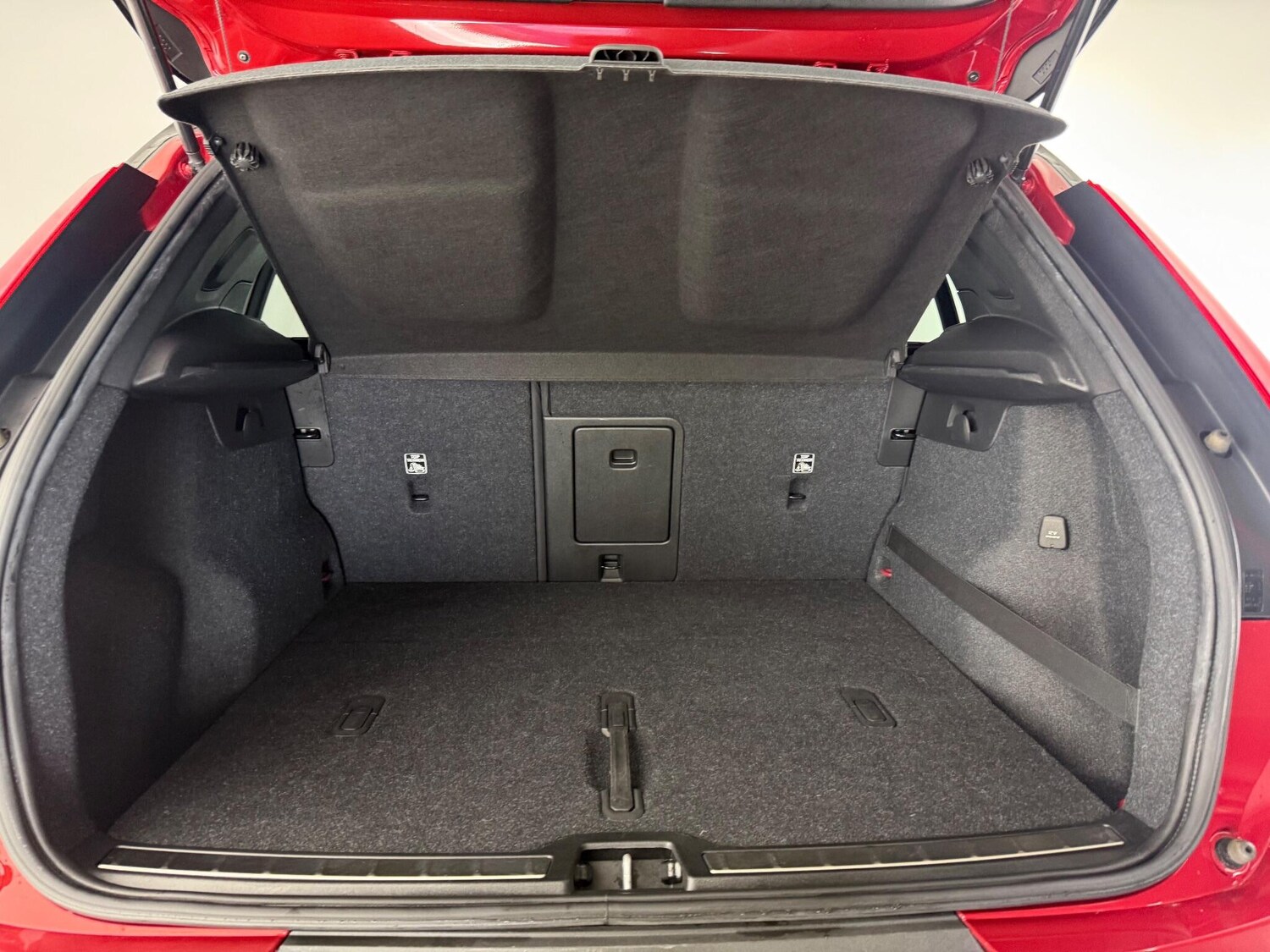 Used Volvo XC40 2018 for sale - 77180949: Photo 9