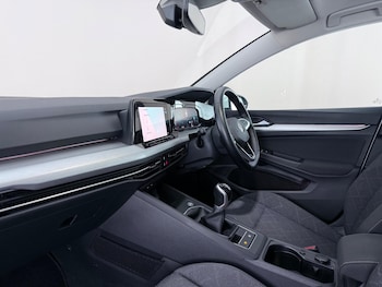 Used Volkswagen Golf 2021 for sale - 78602175: Photo