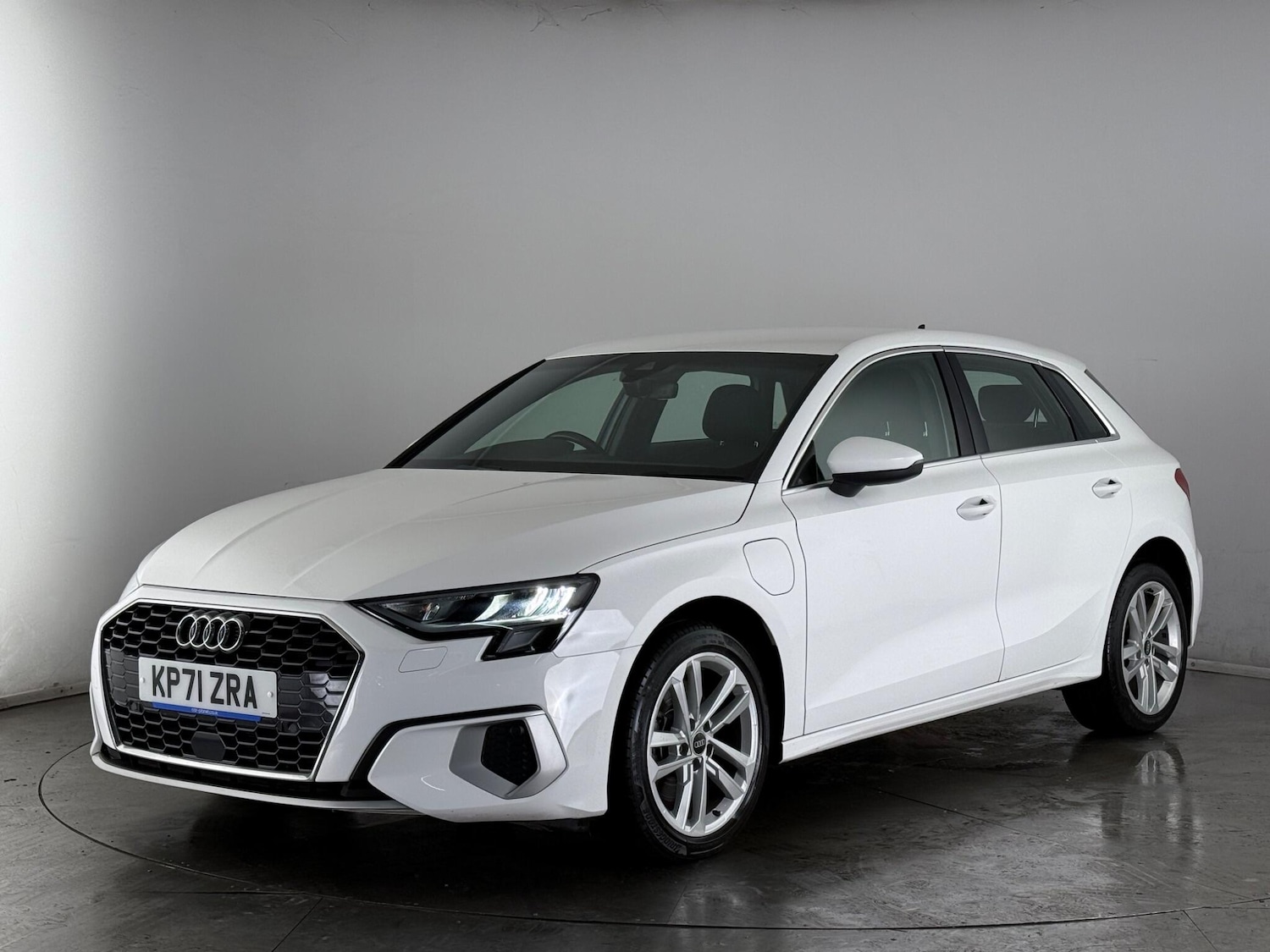 Used Audi A3 2021 for sale - 77371827: Photo 2