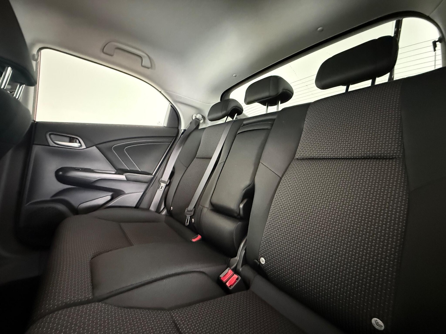 Used Honda Civic 2016 for sale - 77246701: Photo 12