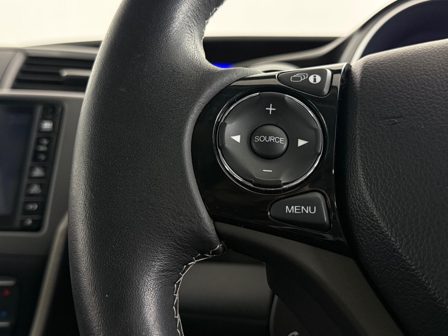 Used Honda Civic 2016 for sale - 77246701: Photo 18