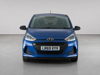 Used Hyundai i10 2019 for sale - 78935507: Photo