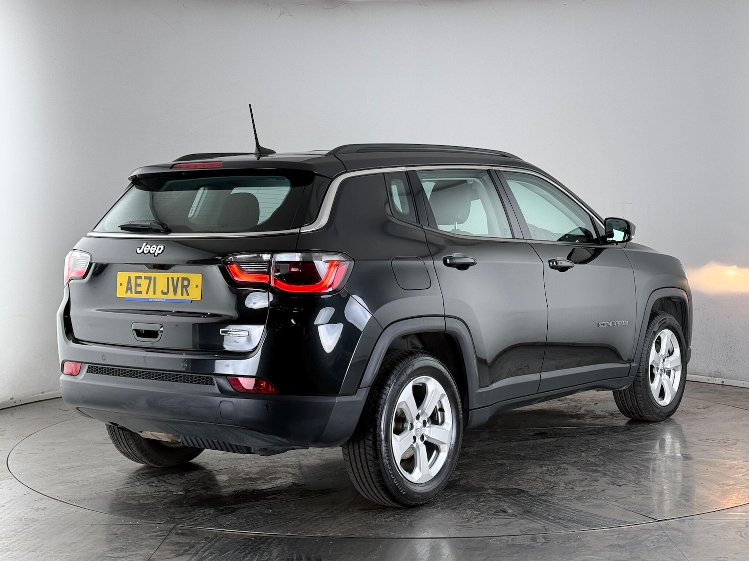 Used Jeep Compass 2021 for sale - 77216542: Photo 3