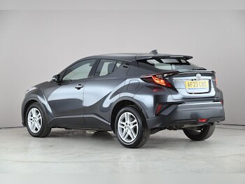 Used Toyota C-HR 2023 for sale - 78185872: Photo