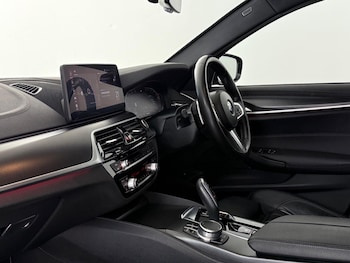 Used BMW 5 Series 2022 for sale - 78992917: Photo