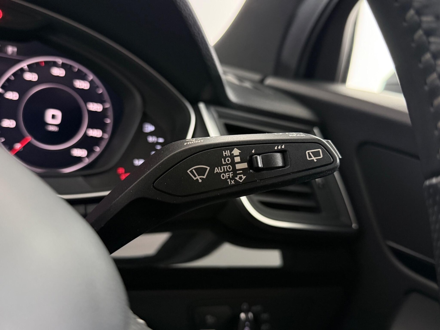 Used Audi Q5 2019 for sale - 76512322: Photo 30