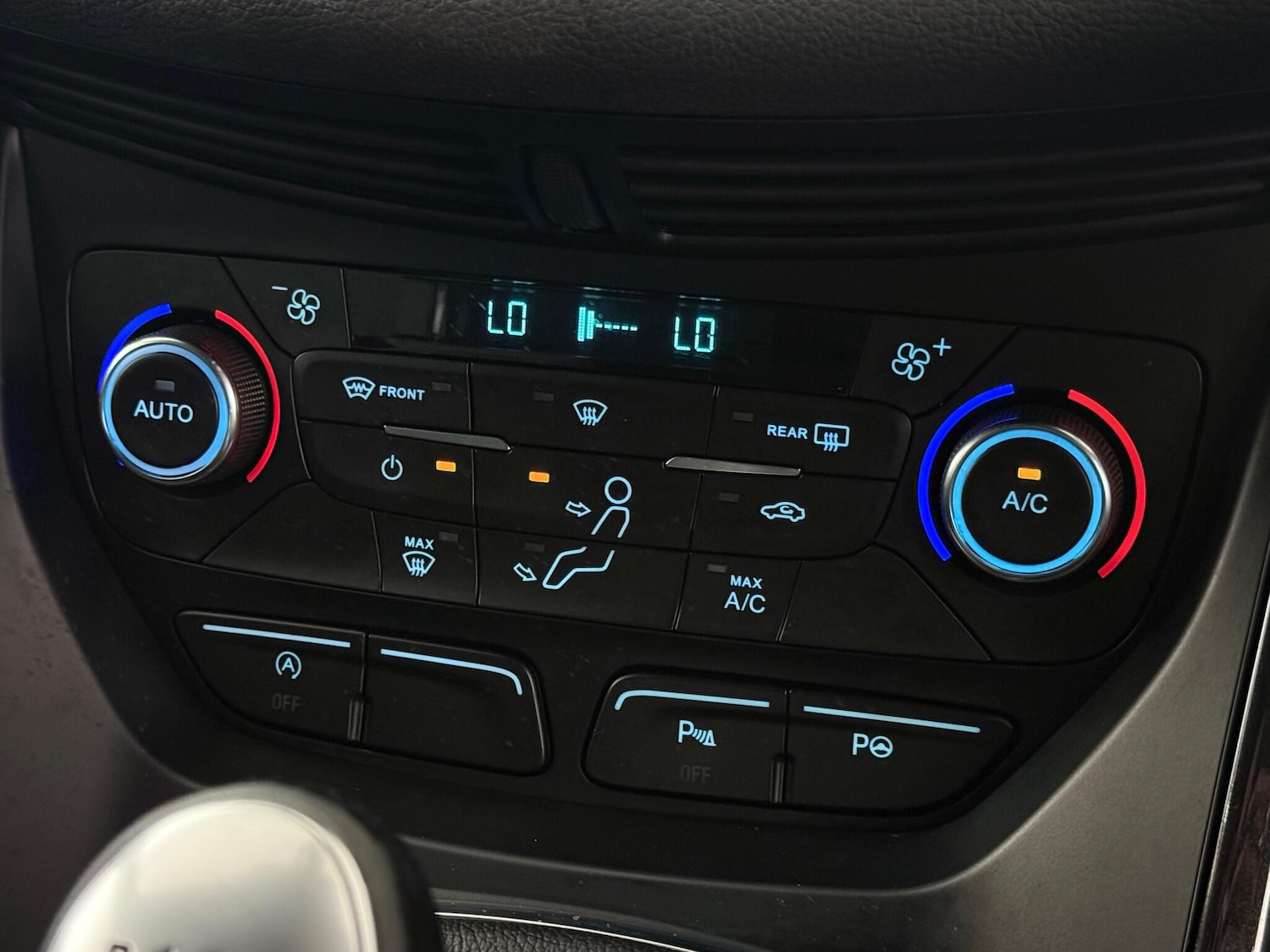 Used Ford Kuga 2017 for sale - 76468206: Photo 41