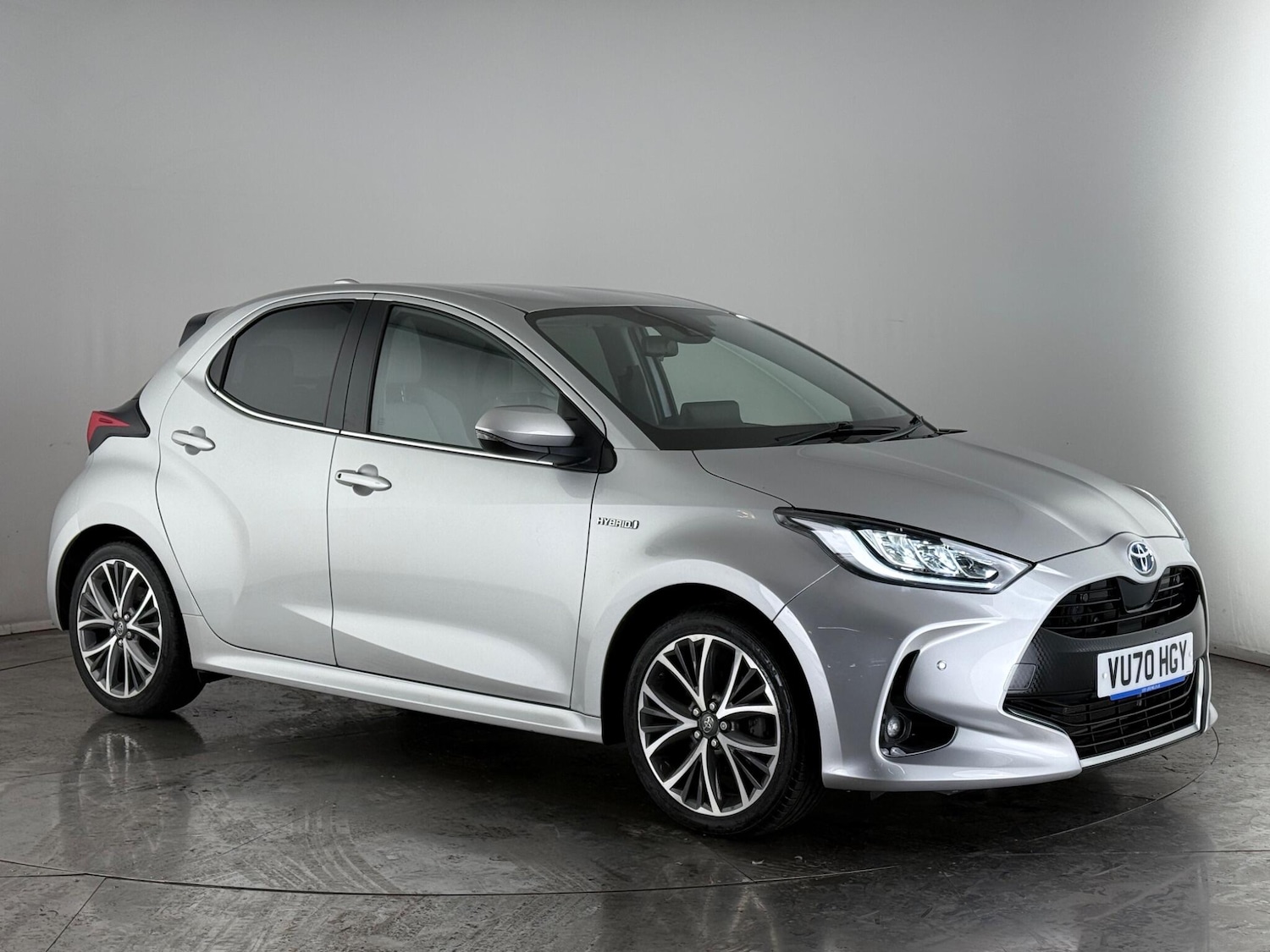 Used Toyota Yaris 2021 for sale - 76468664: Photo 1