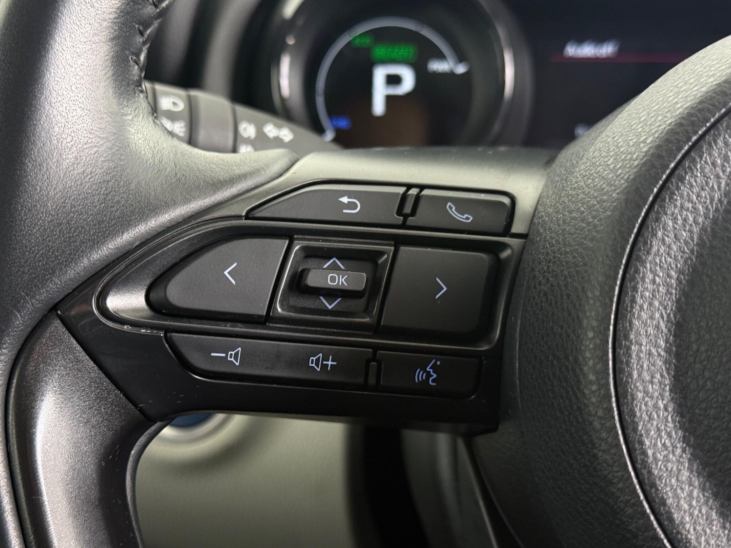 Used Toyota Yaris 2021 for sale - 76468664: Photo 23