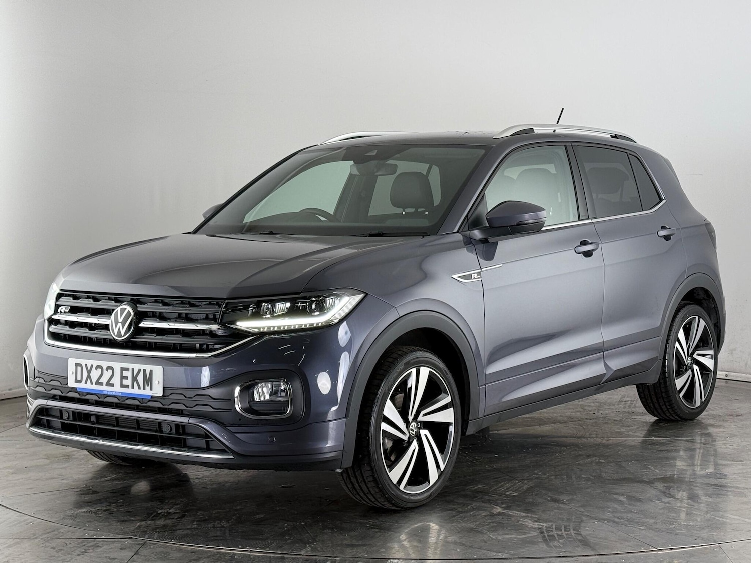 Used Volkswagen T-Cross 2022 for sale - 77221962: Photo 2