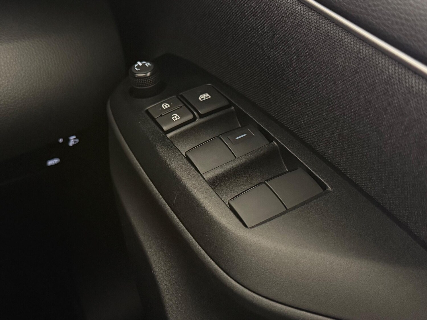 Used Toyota Yaris 2024 for sale - 76715257: Photo 26