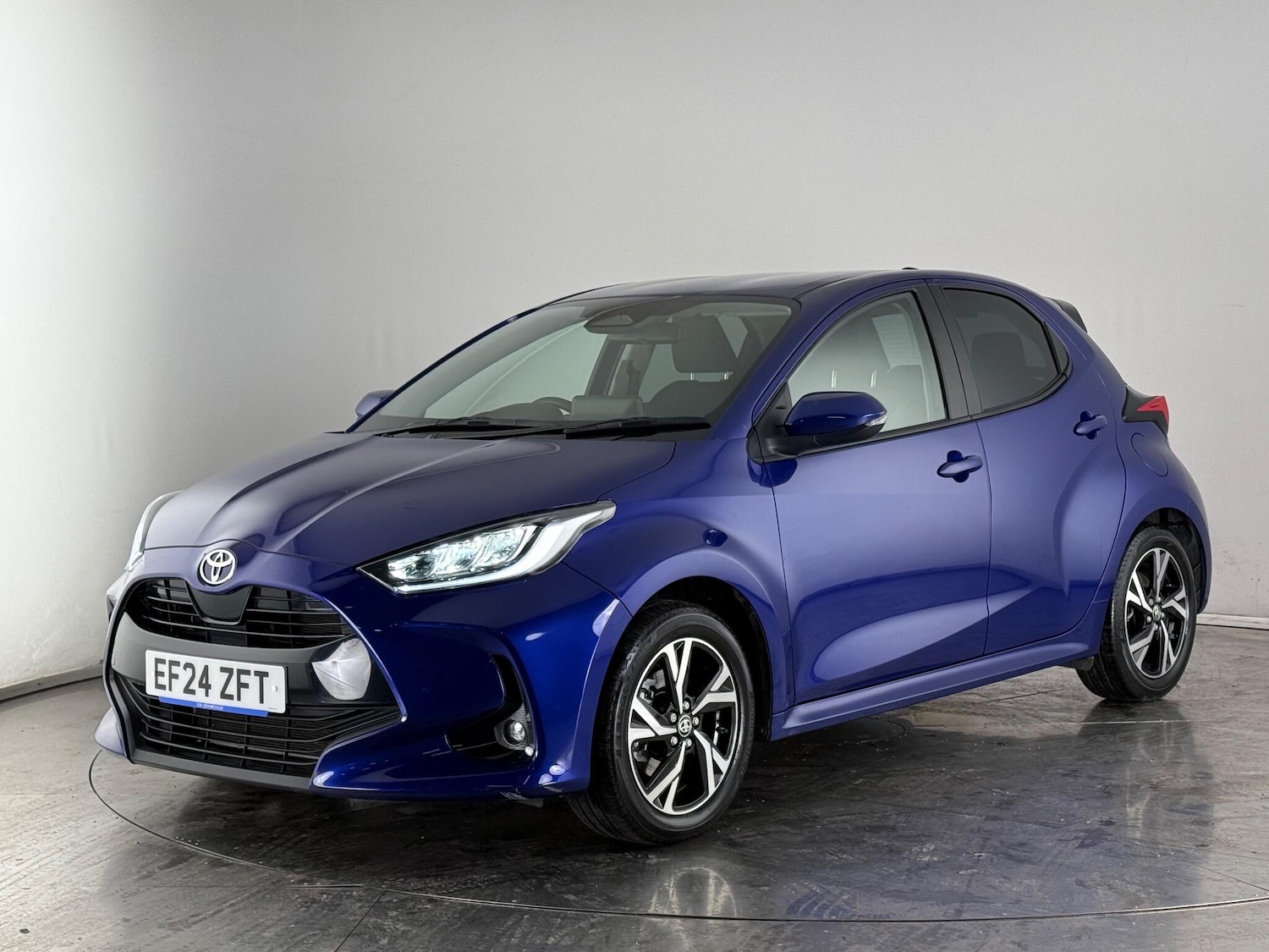 Used Toyota Yaris 2024 for sale - 76715257: Photo 3