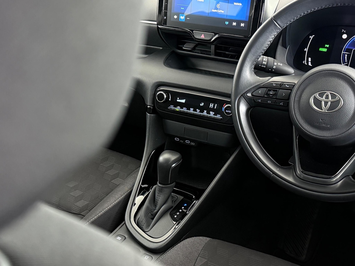 Used Toyota Yaris 2024 for sale - 76715257: Photo 37