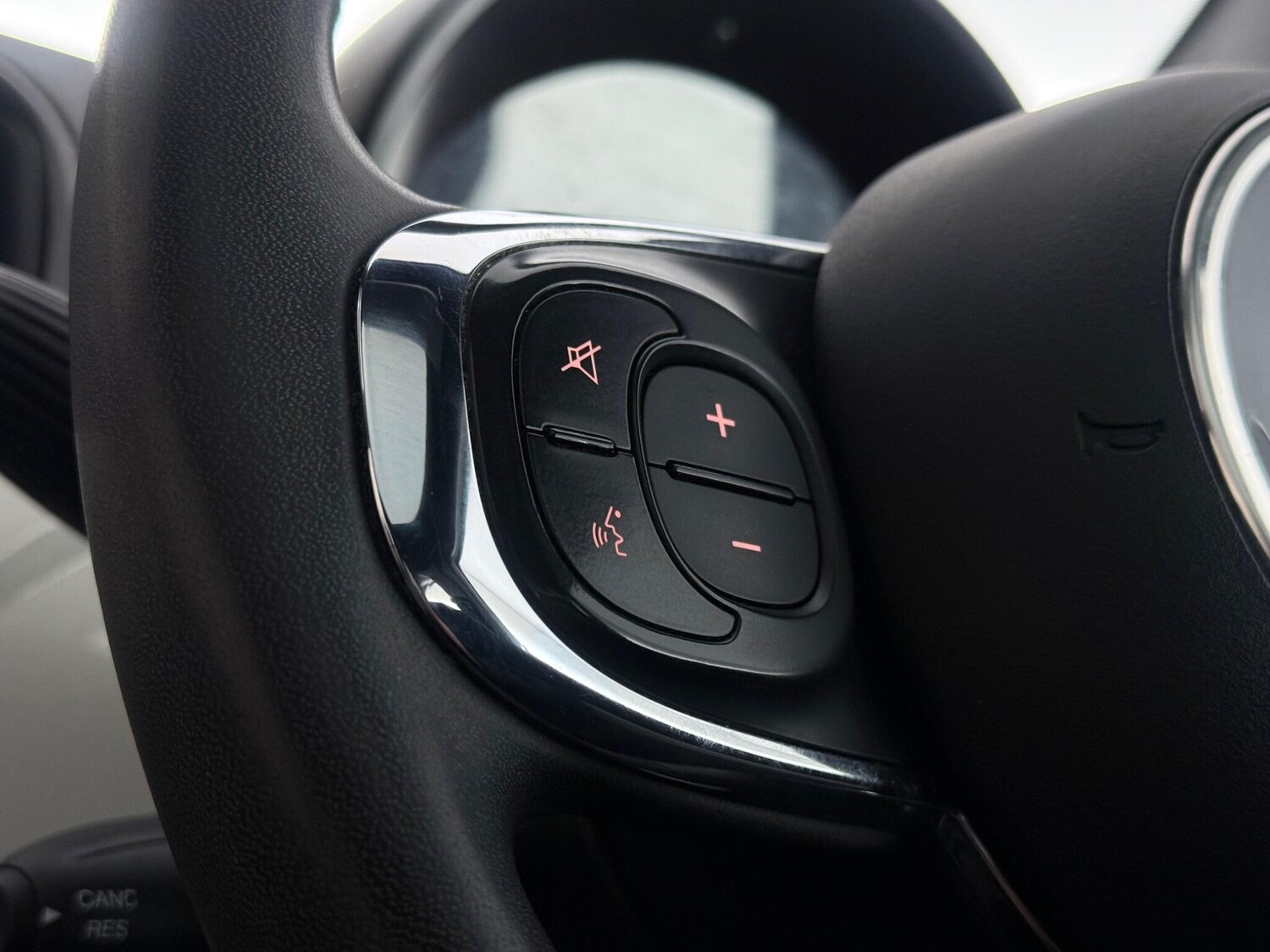 Used Fiat 500 2022 for sale - 78132071: Photo 11