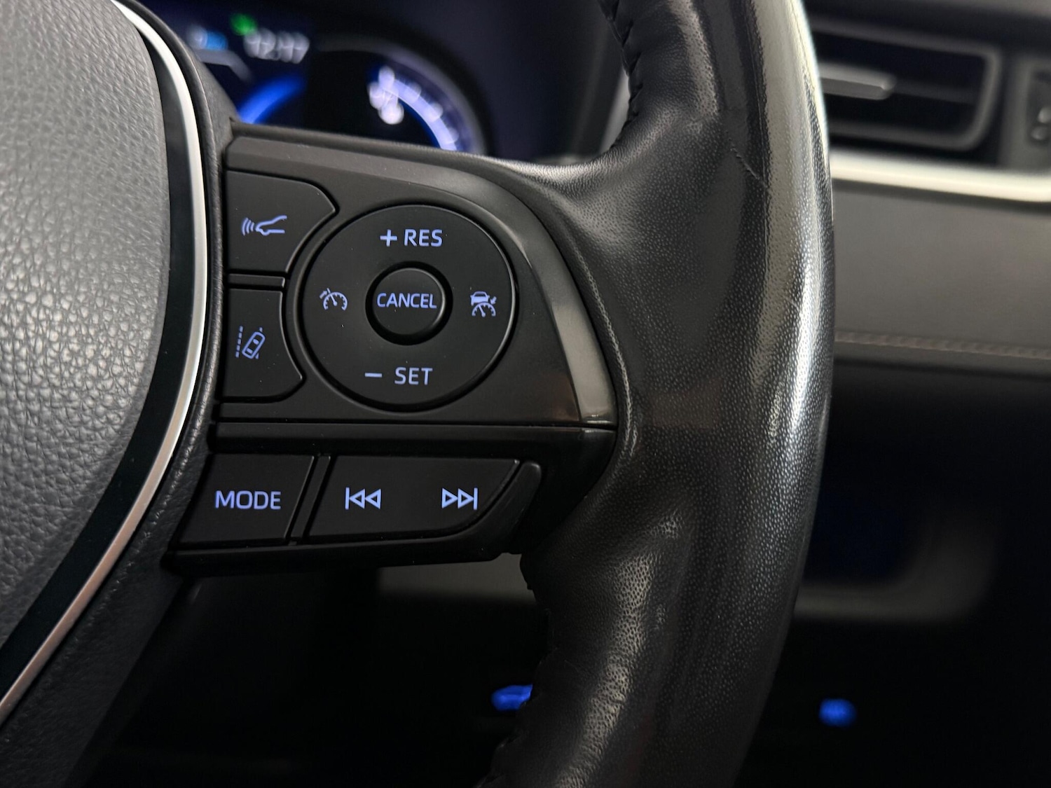 Used Toyota RAV4 2022 for sale - 77292158: Photo 19