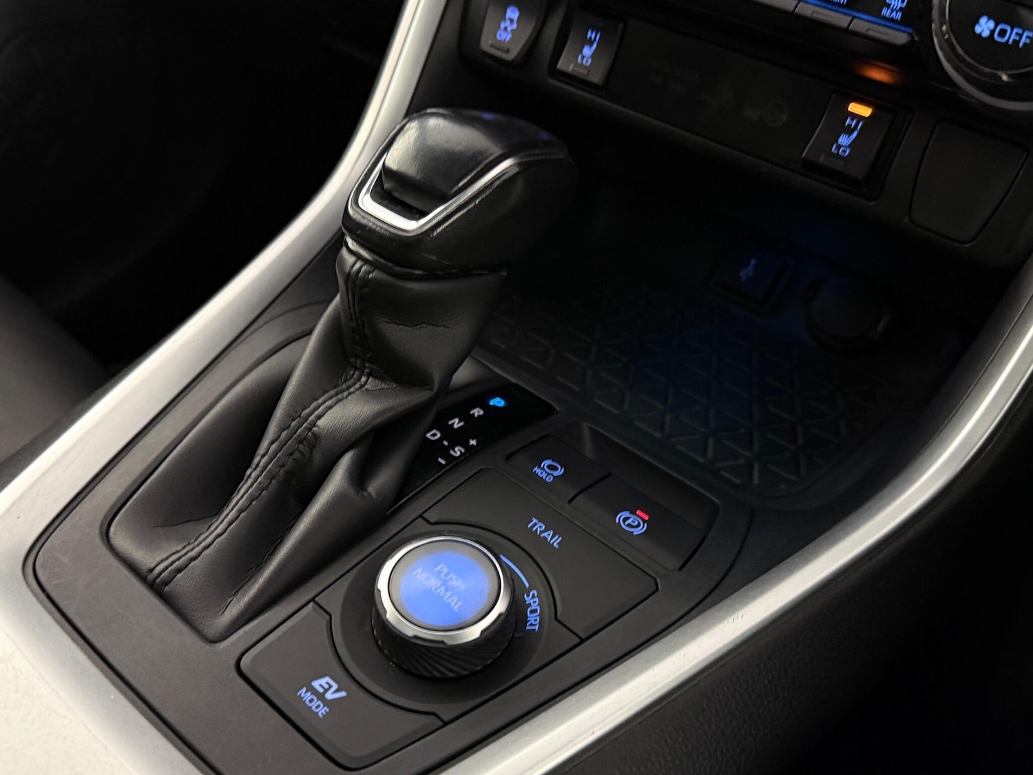 Used Toyota RAV4 2022 for sale - 77292158: Photo 27