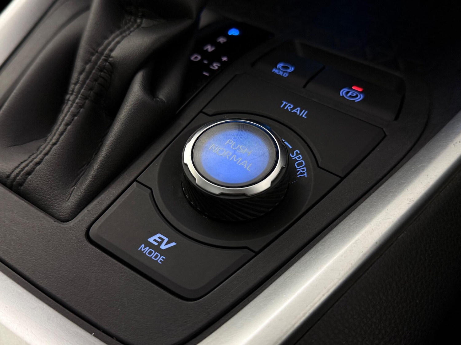 Used Toyota RAV4 2022 for sale - 77292158: Photo 28