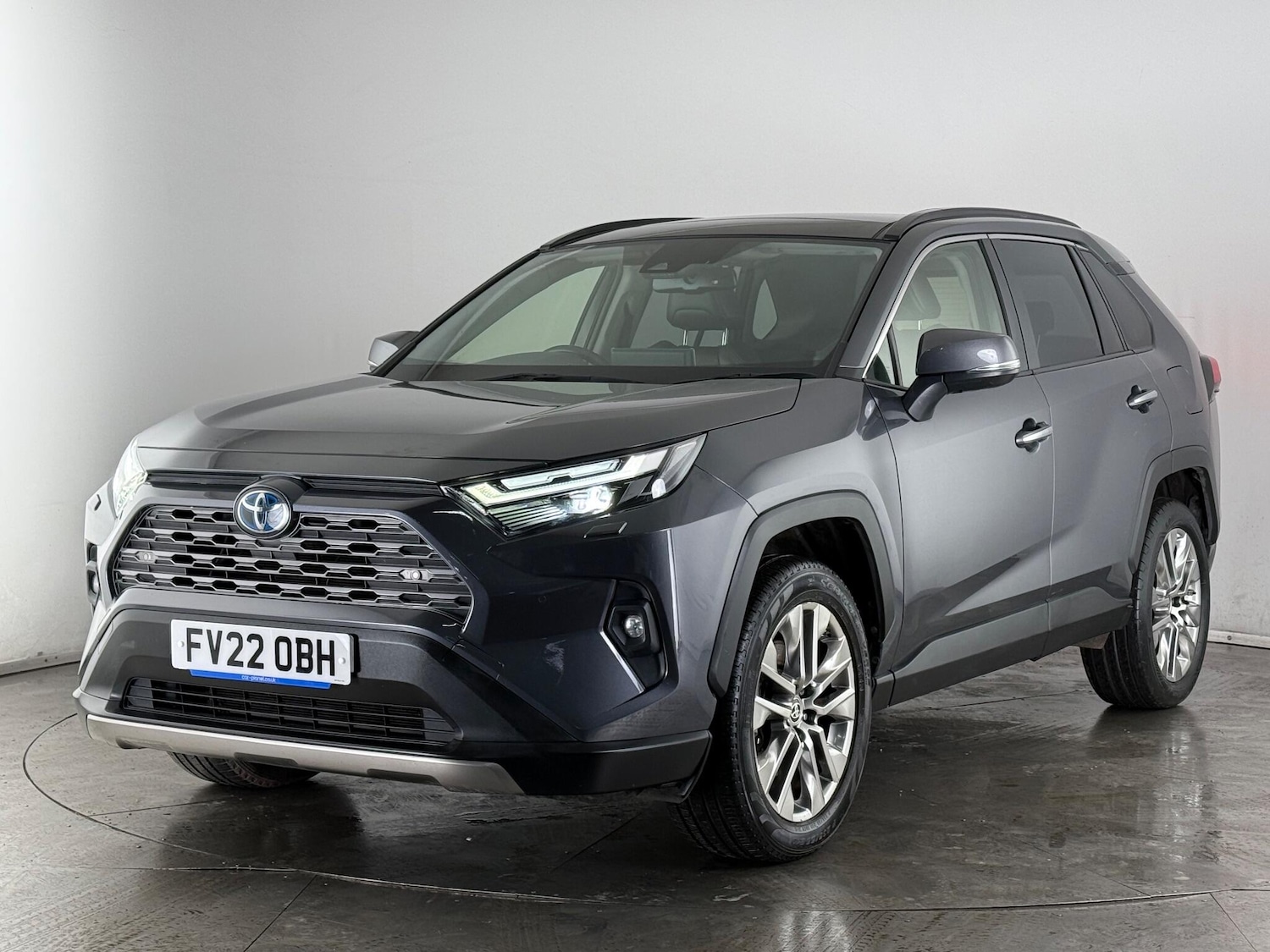 Used Toyota RAV4 2022 for sale - 77292158: Photo 3