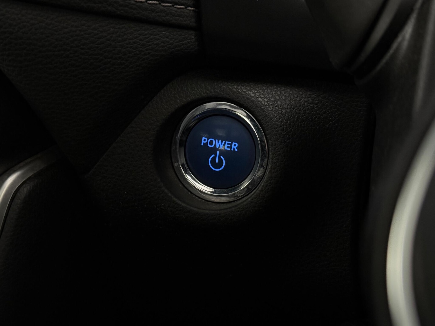 Used Toyota RAV4 2022 for sale - 77292158: Photo 32