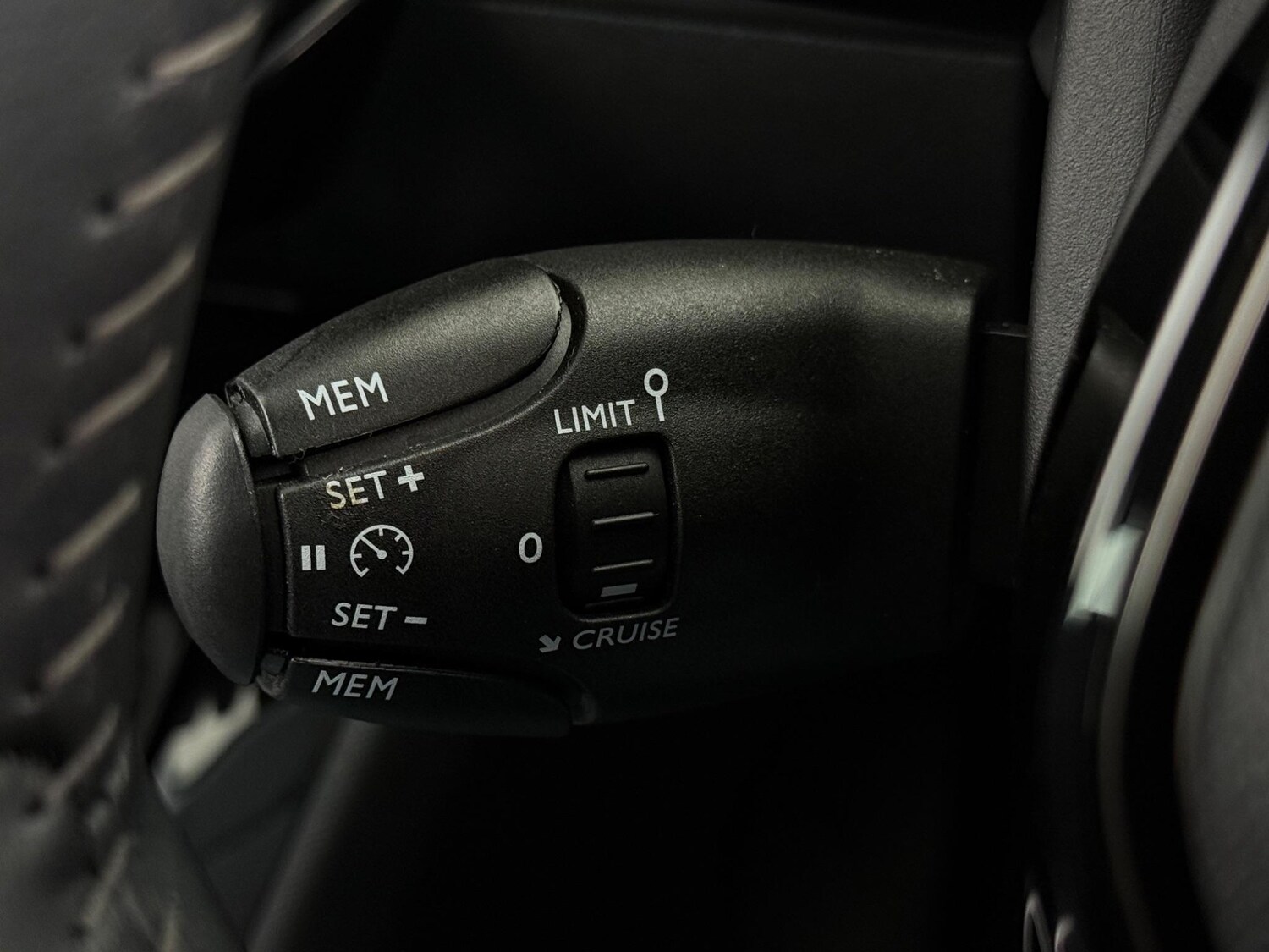 Used Peugeot 208 2023 for sale - 77181259: Photo 19