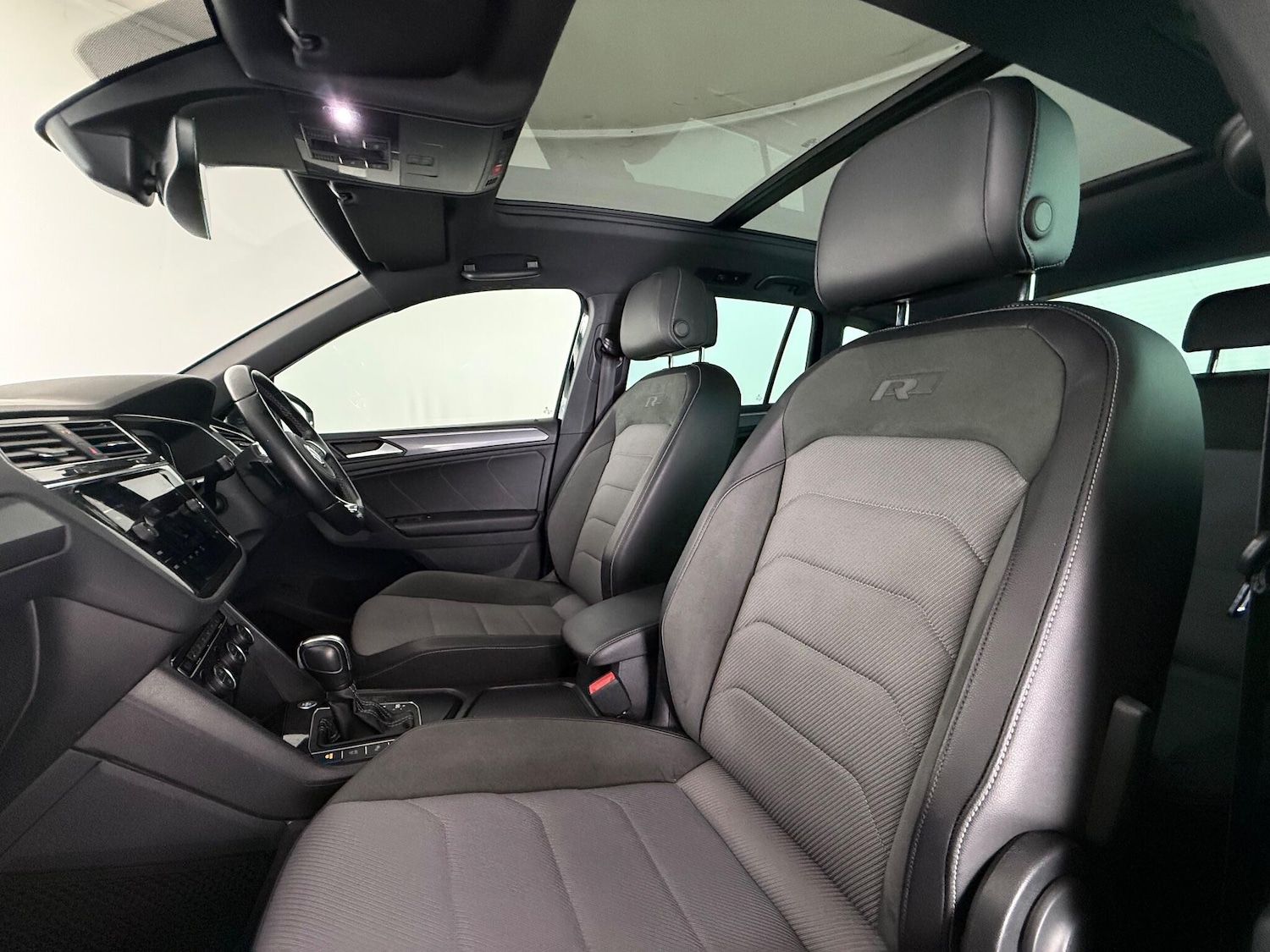 Used Volkswagen Tiguan 2019 for sale - 77243326: Photo 14