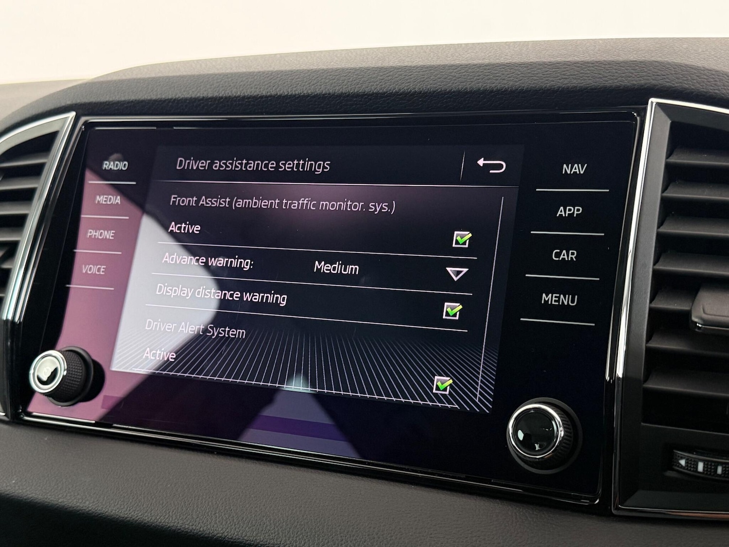 Used Skoda Karoq for sale - 76468073: Photo 34