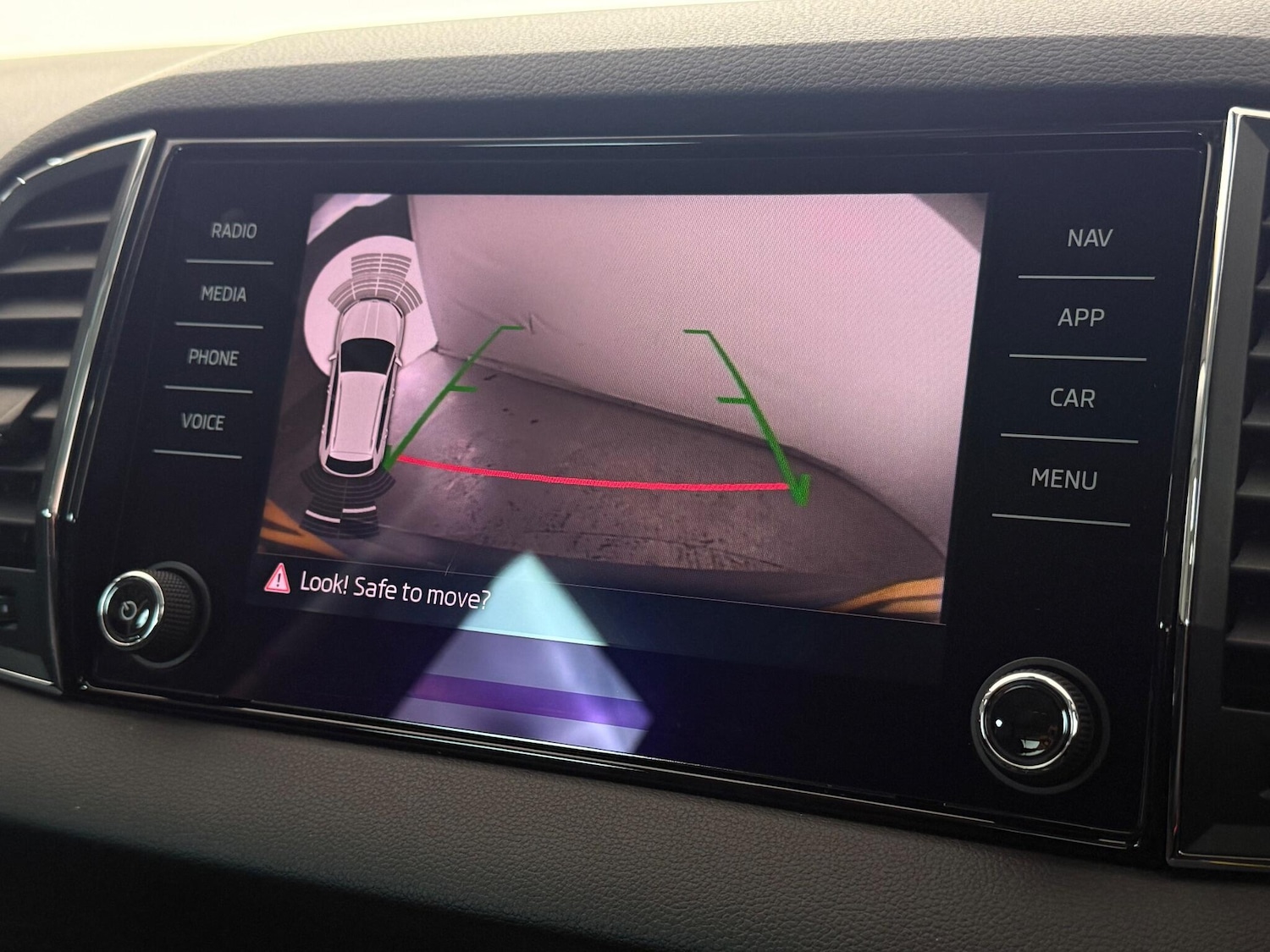 Used Skoda Karoq for sale - 76468073: Photo 41