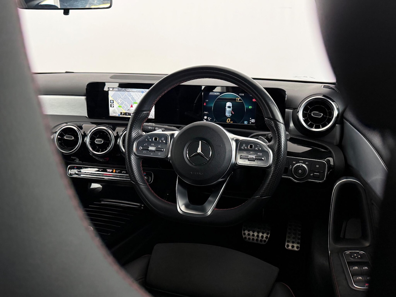 Used Mercedes-Benz A-Class 2018 for sale - 76468764: Photo 19