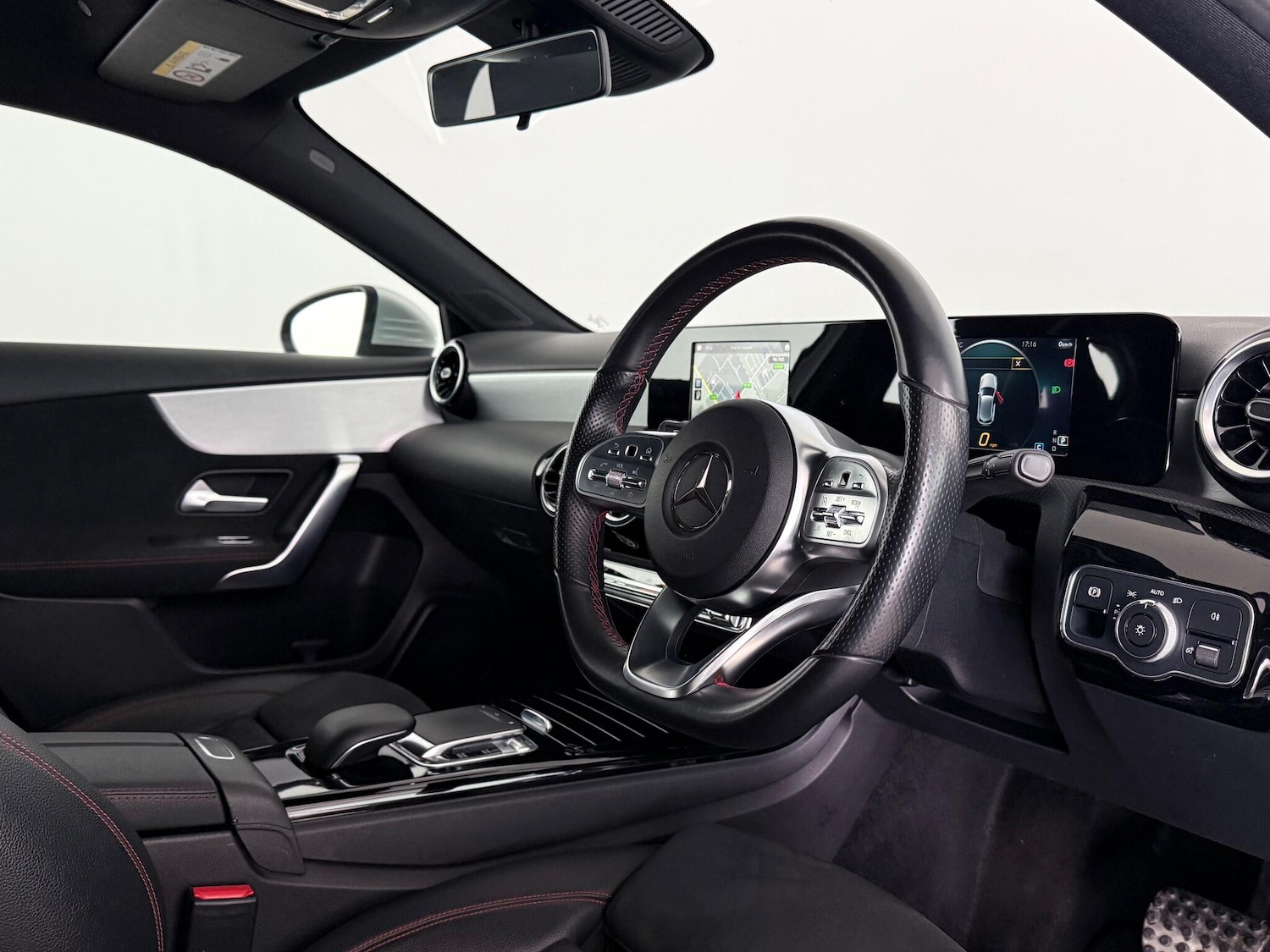 Used Mercedes-Benz A-Class 2018 for sale - 76468764: Photo 22