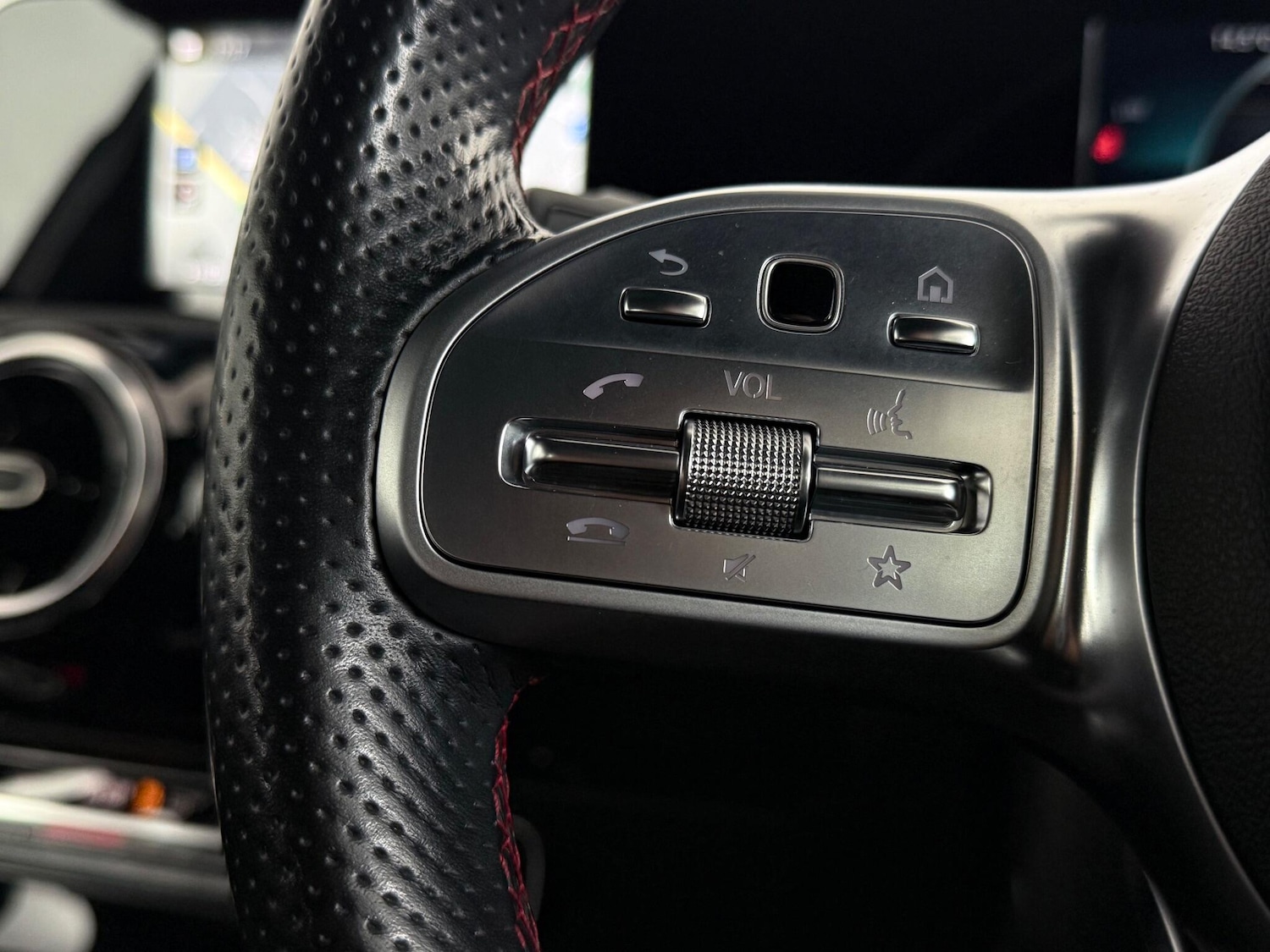 Used Mercedes-Benz A-Class 2018 for sale - 76468764: Photo 23