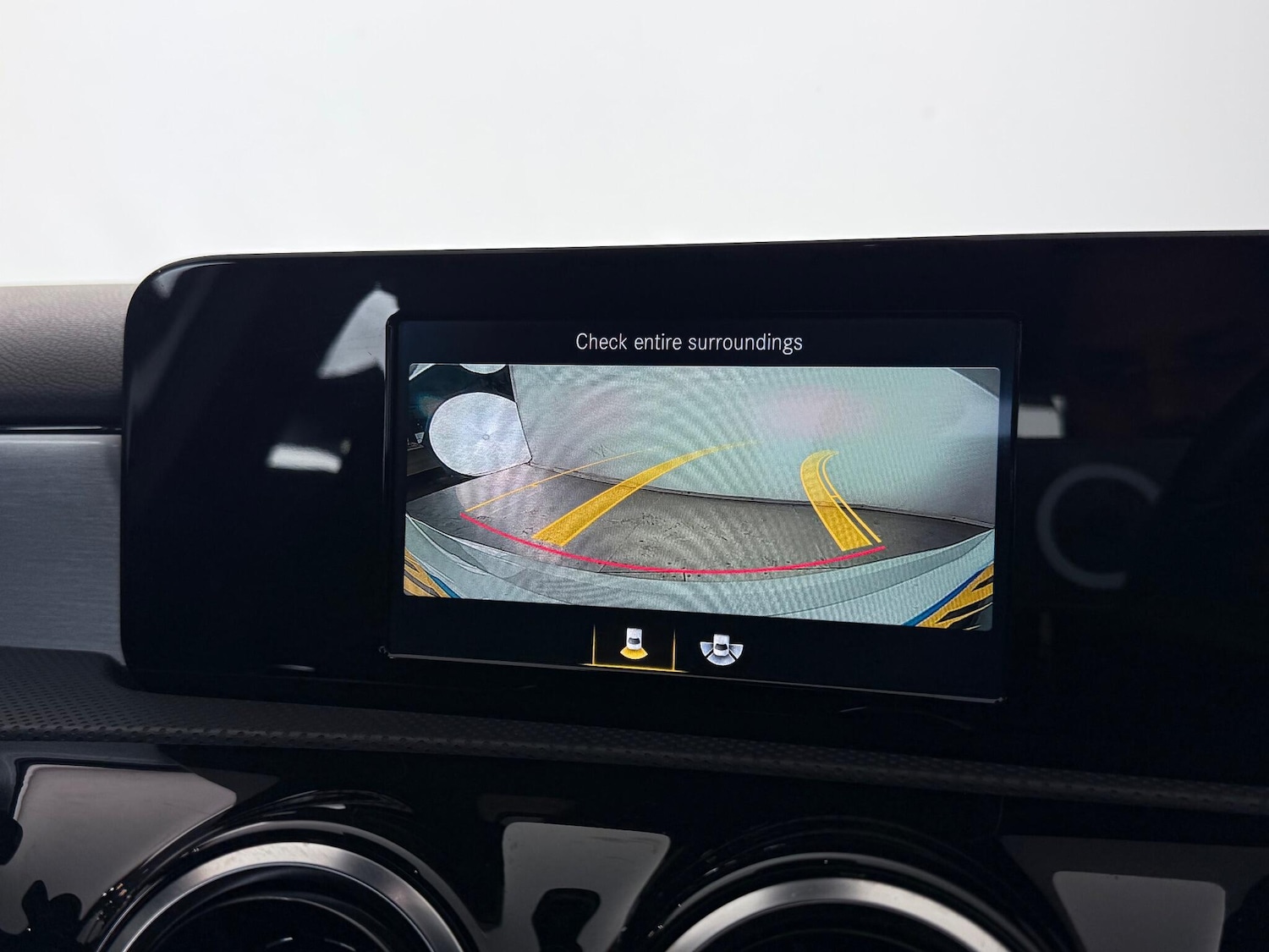 Used Mercedes-Benz A-Class 2018 for sale - 76468764: Photo 33