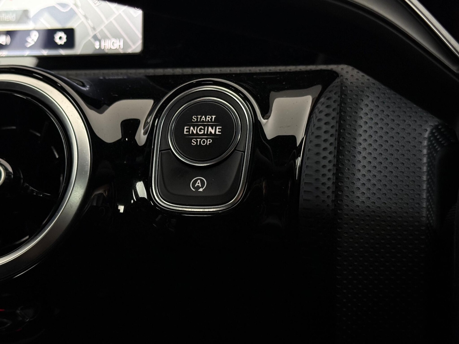 Used Mercedes-Benz A-Class 2018 for sale - 76468764: Photo 36