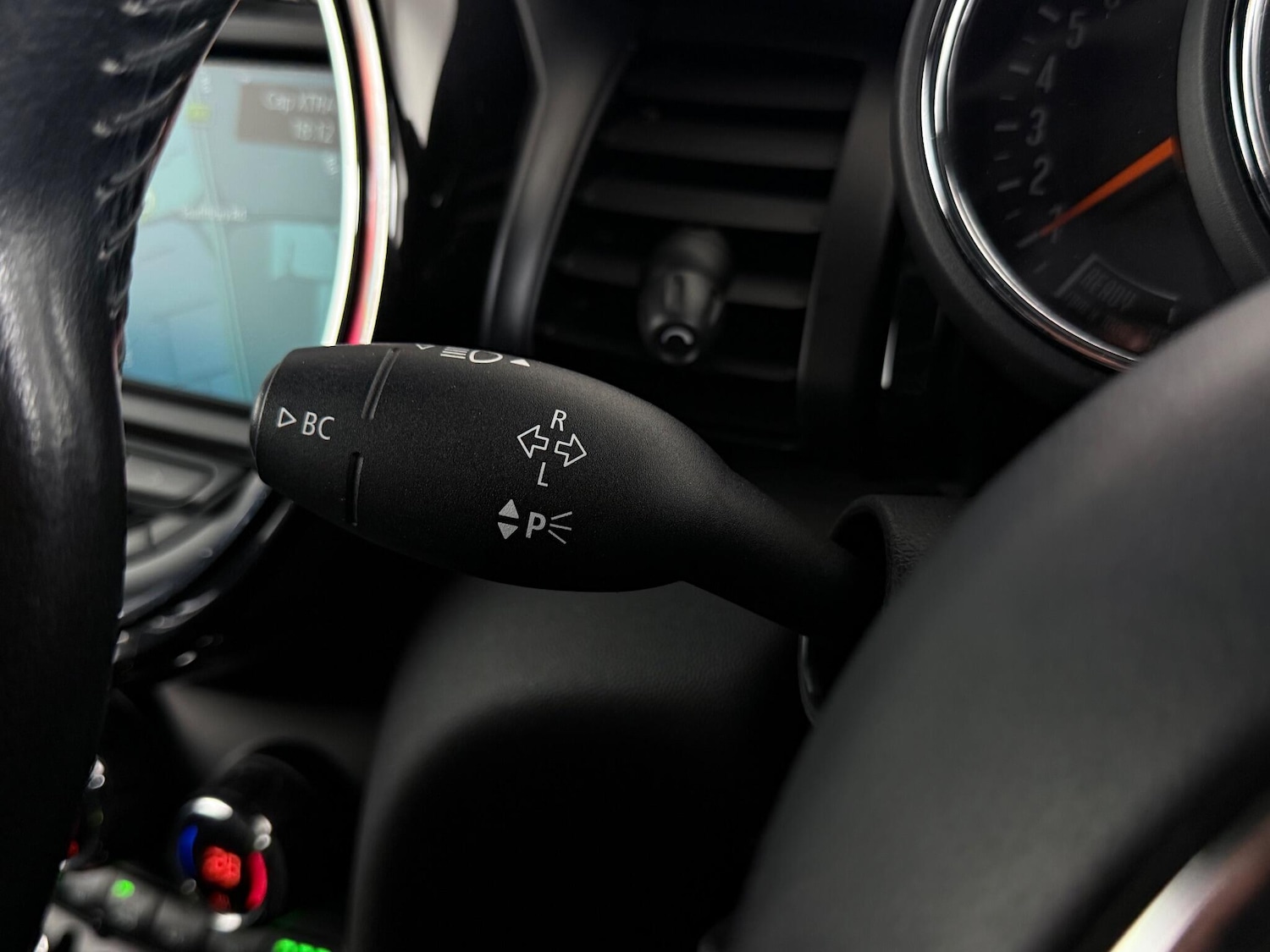 Used MINI Convertible 2017 for sale - 76468436: Photo 33