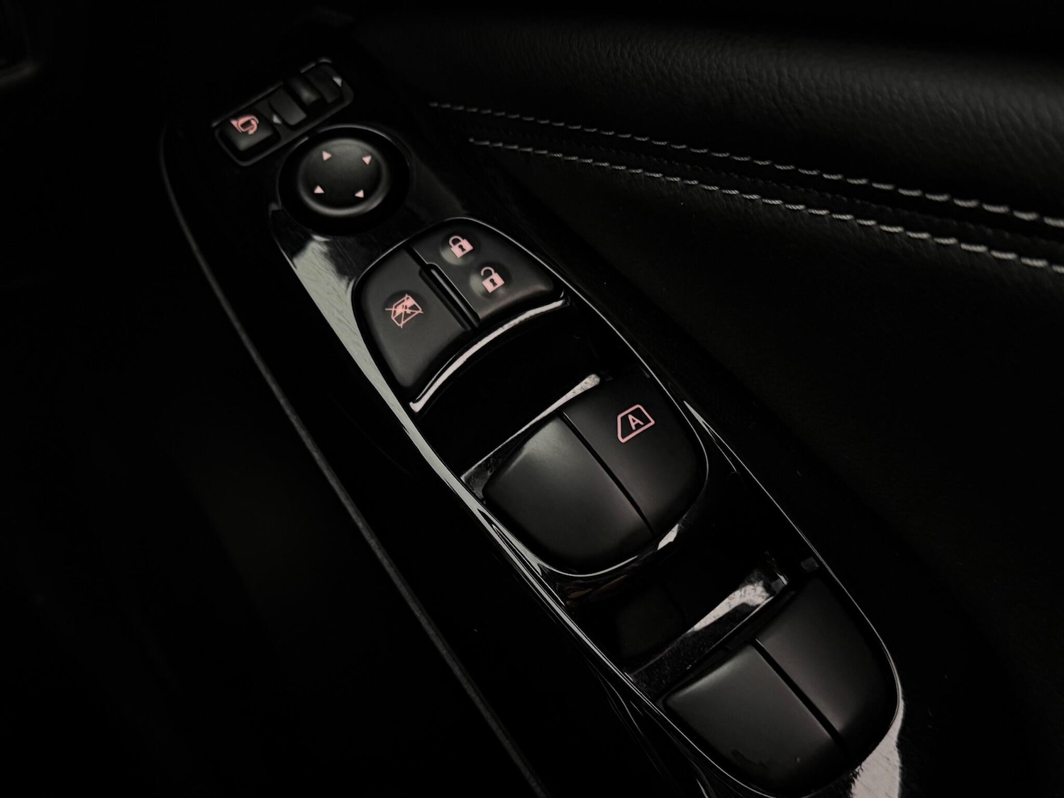 Used Nissan Juke 2022 for sale - 76645579: Photo 28