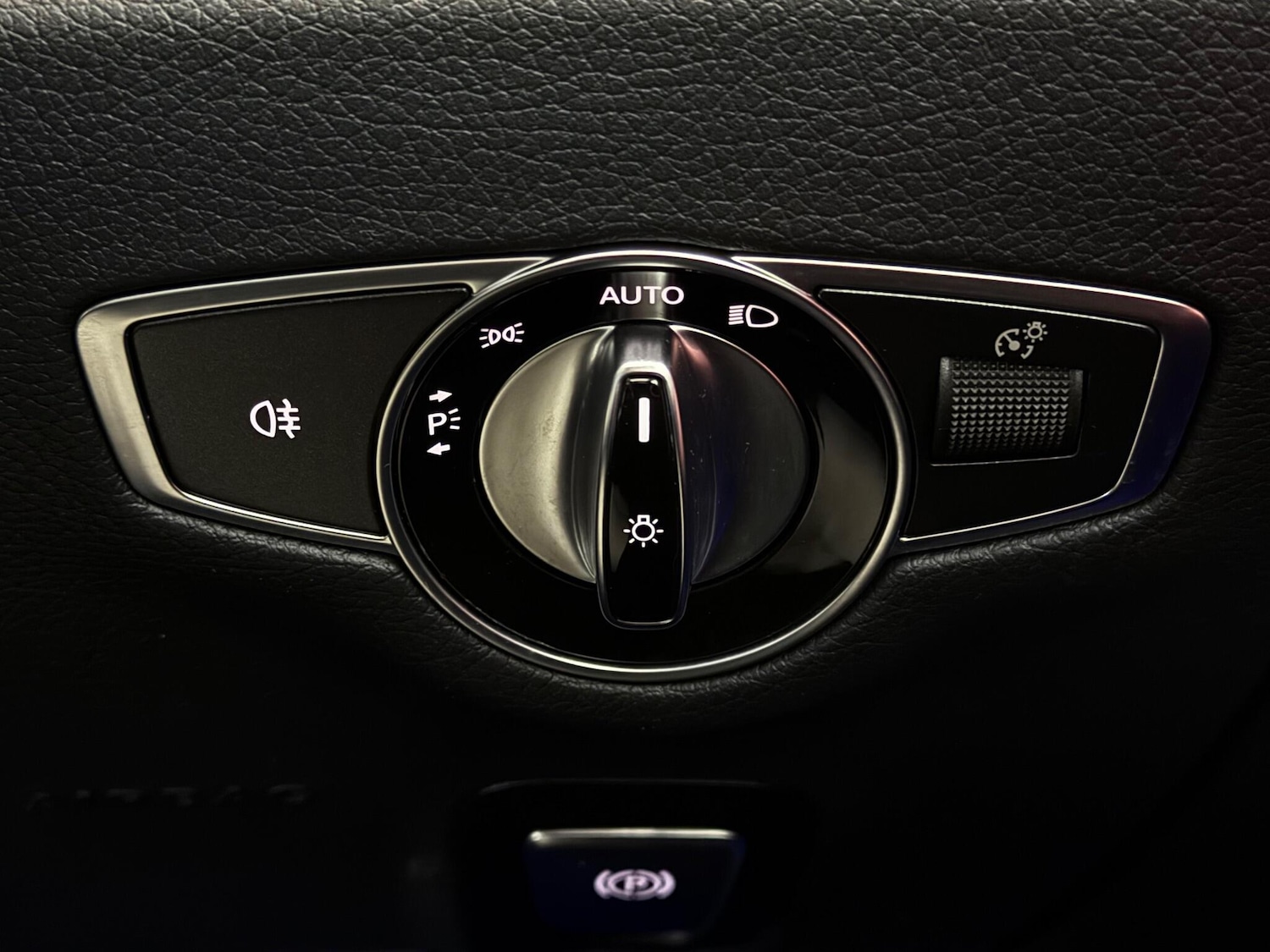 Used Mercedes-Benz E Class 2018 for sale - 76512709: Photo 46