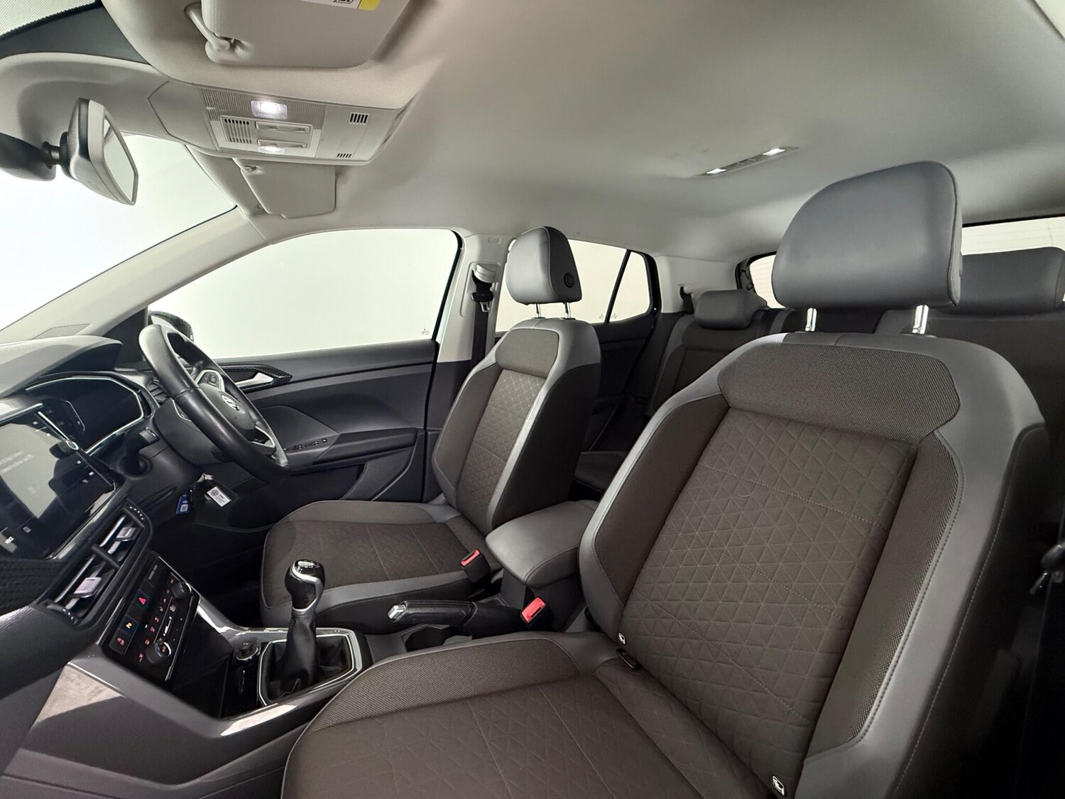 Used Volkswagen T-Cross 2020 for sale - 77701824: Photo 14