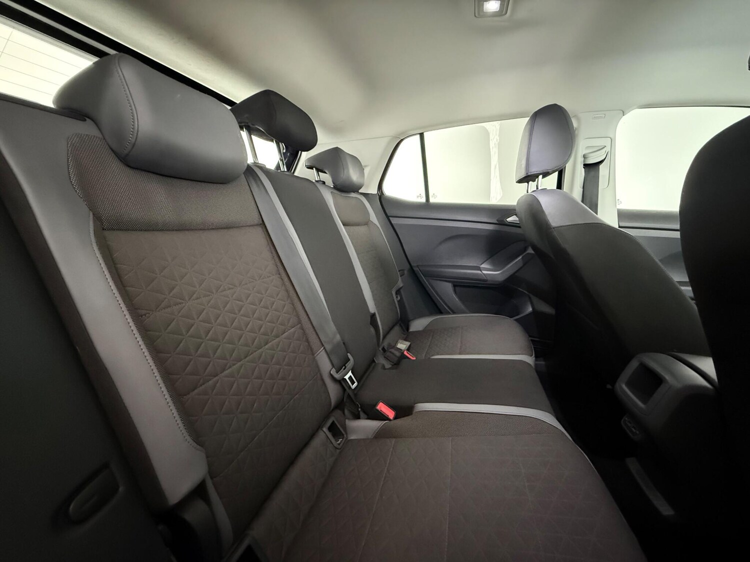 Used Volkswagen T-Cross 2020 for sale - 77701824: Photo 15