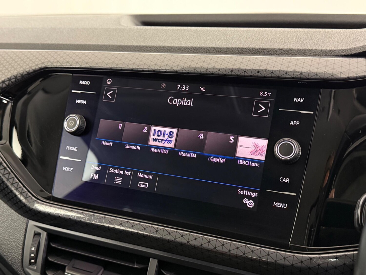 Used Volkswagen T-Cross 2020 for sale - 77701824: Photo 24