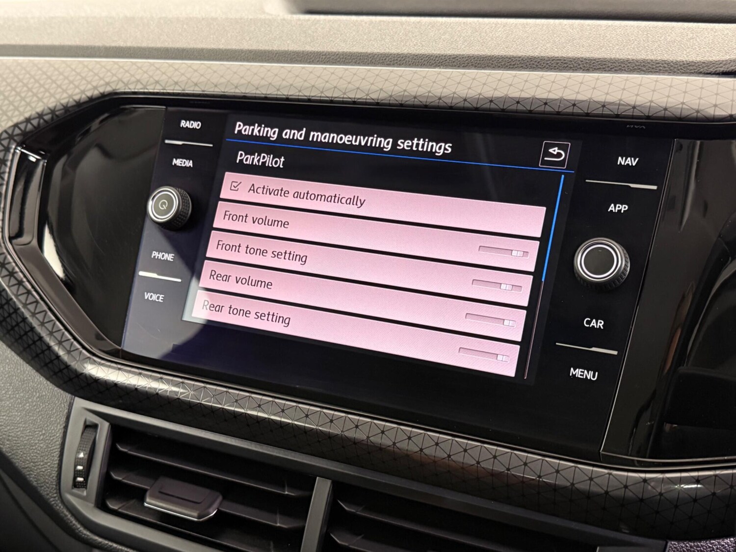 Used Volkswagen T-Cross 2020 for sale - 77701824: Photo 29