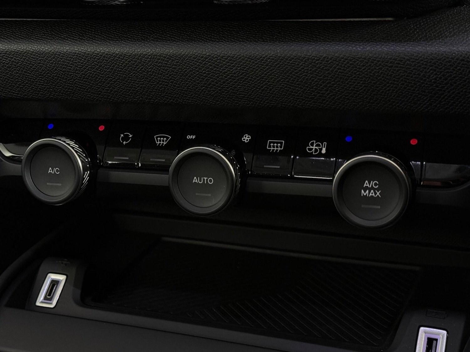 Used Citroen C4 2023 for sale - 77617560: Photo 28