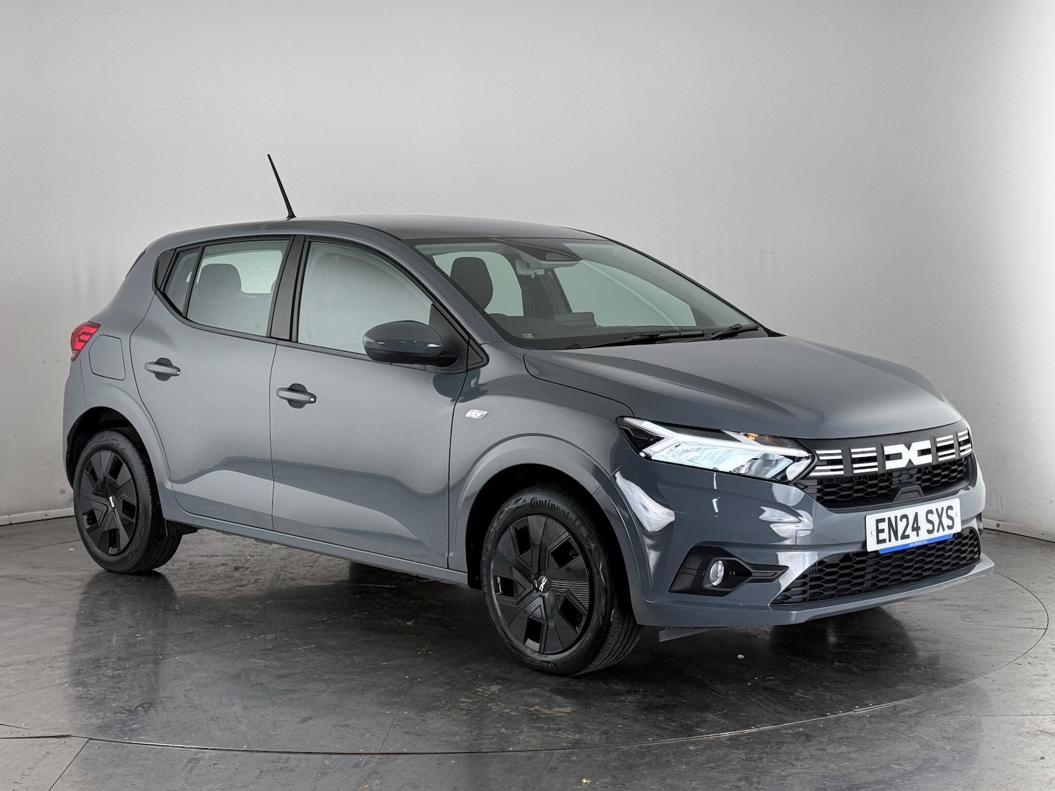 Used Dacia Sandero 2024 for sale - 76468327: Photo 1