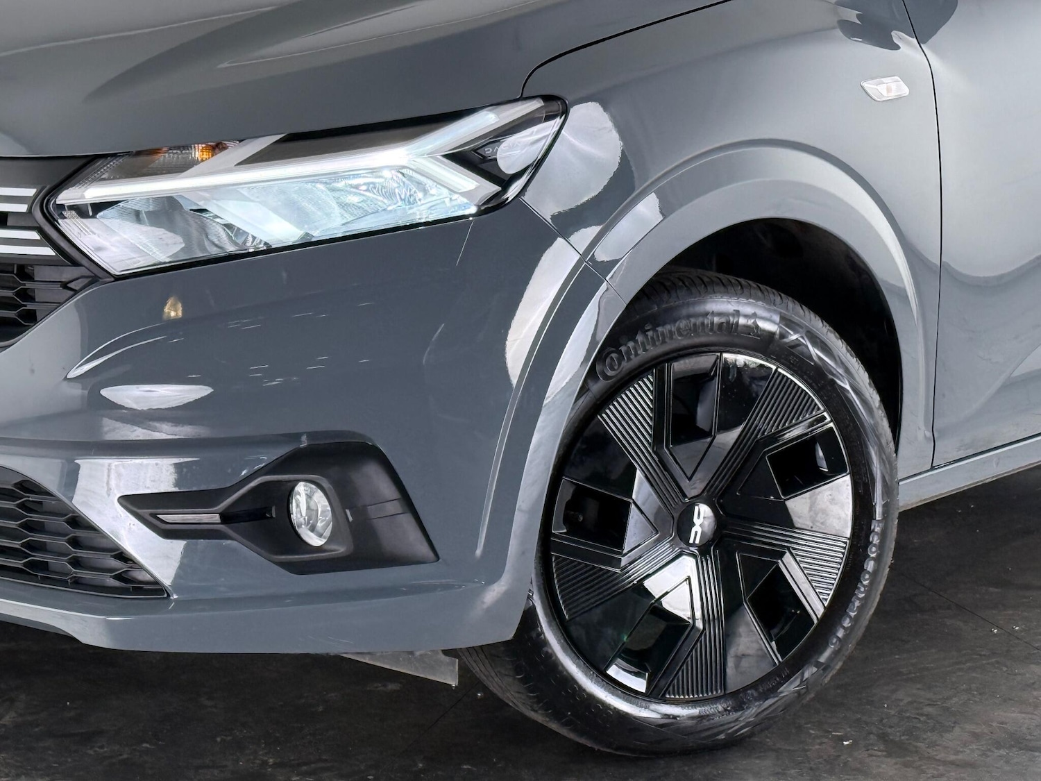 Used Dacia Sandero 2024 for sale - 76468327: Photo 41