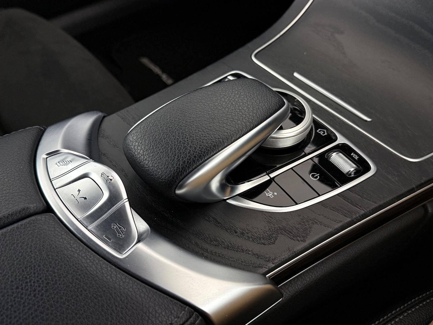 Used Mercedes-Benz C Class 2018 for sale - 76468132: Photo 45