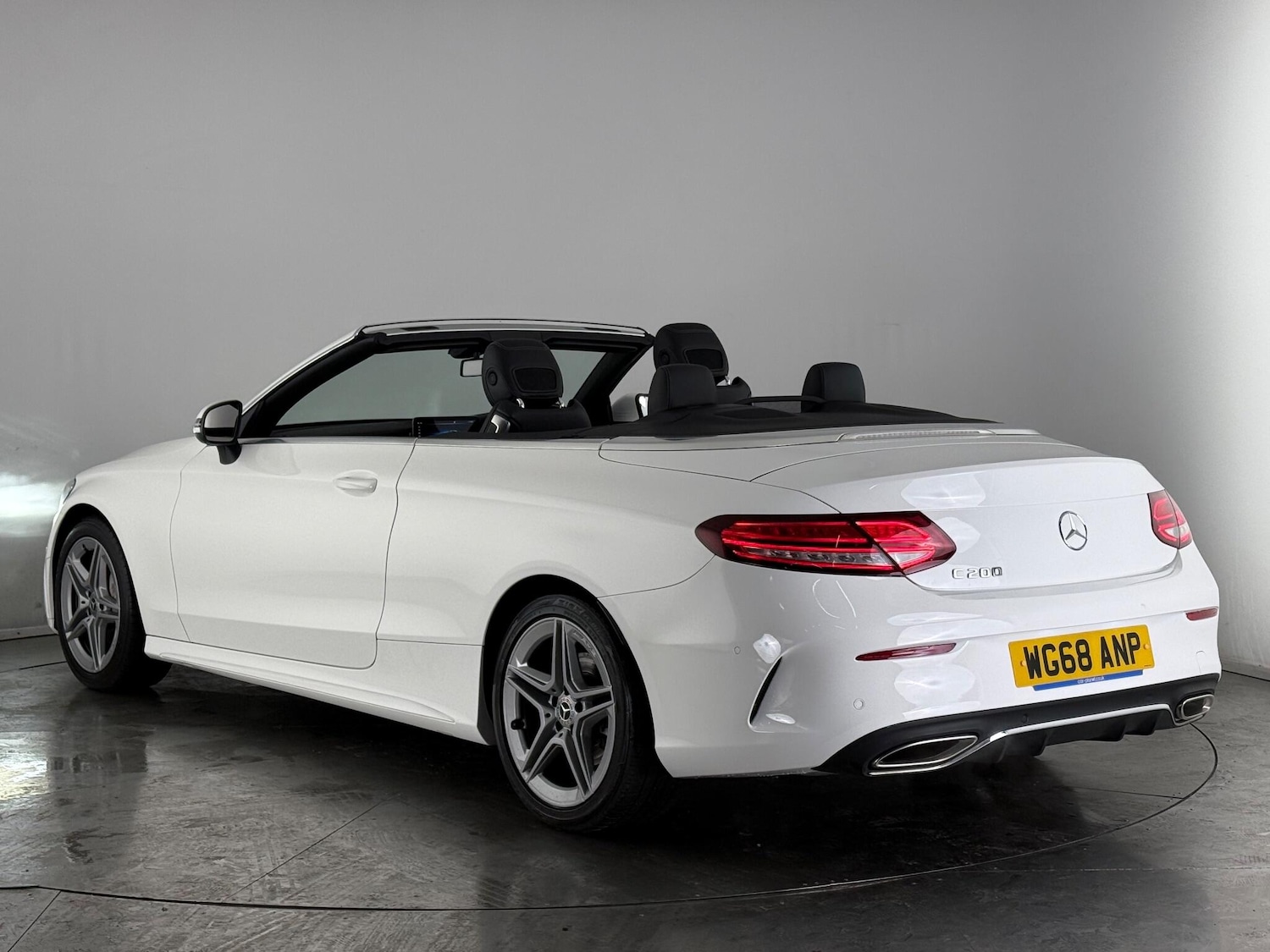 Used Mercedes-Benz C Class 2018 for sale - 76468132: Photo 5