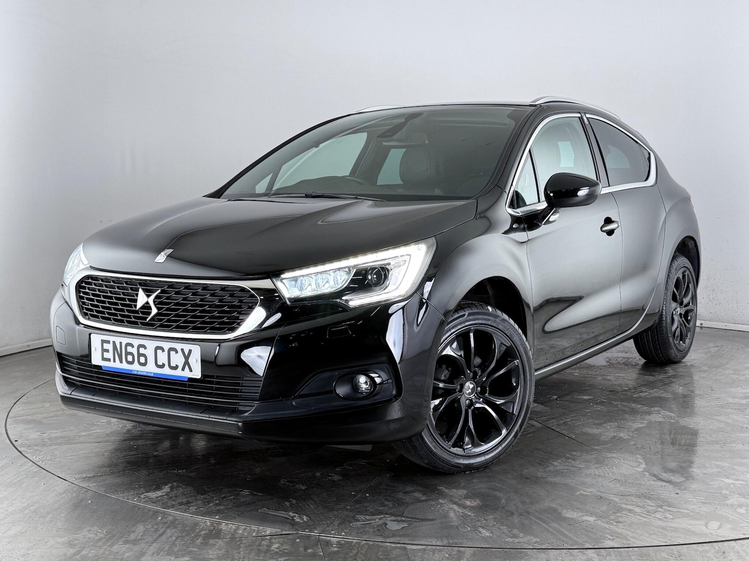 Used DS Automobiles DS 4 Crossback 2016 for sale - 76952497: Photo 44